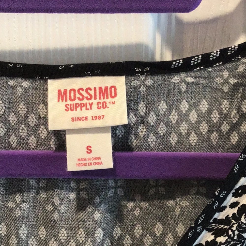 Mossimo Supply Romper EUC - Picture 2 of 4